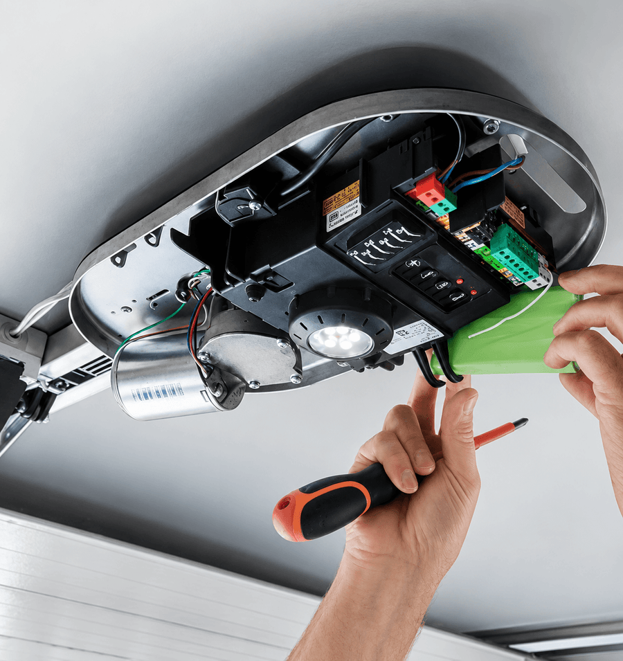 Comment décoder les voyants et codes erreur d'un moteur Somfy Dexxo ?